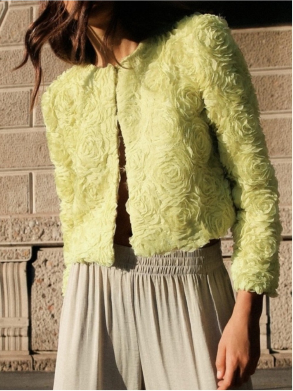 NEW ZARA TEXTURED FLORAL CARDIGAN SIZE M - Picture 2 of 11
